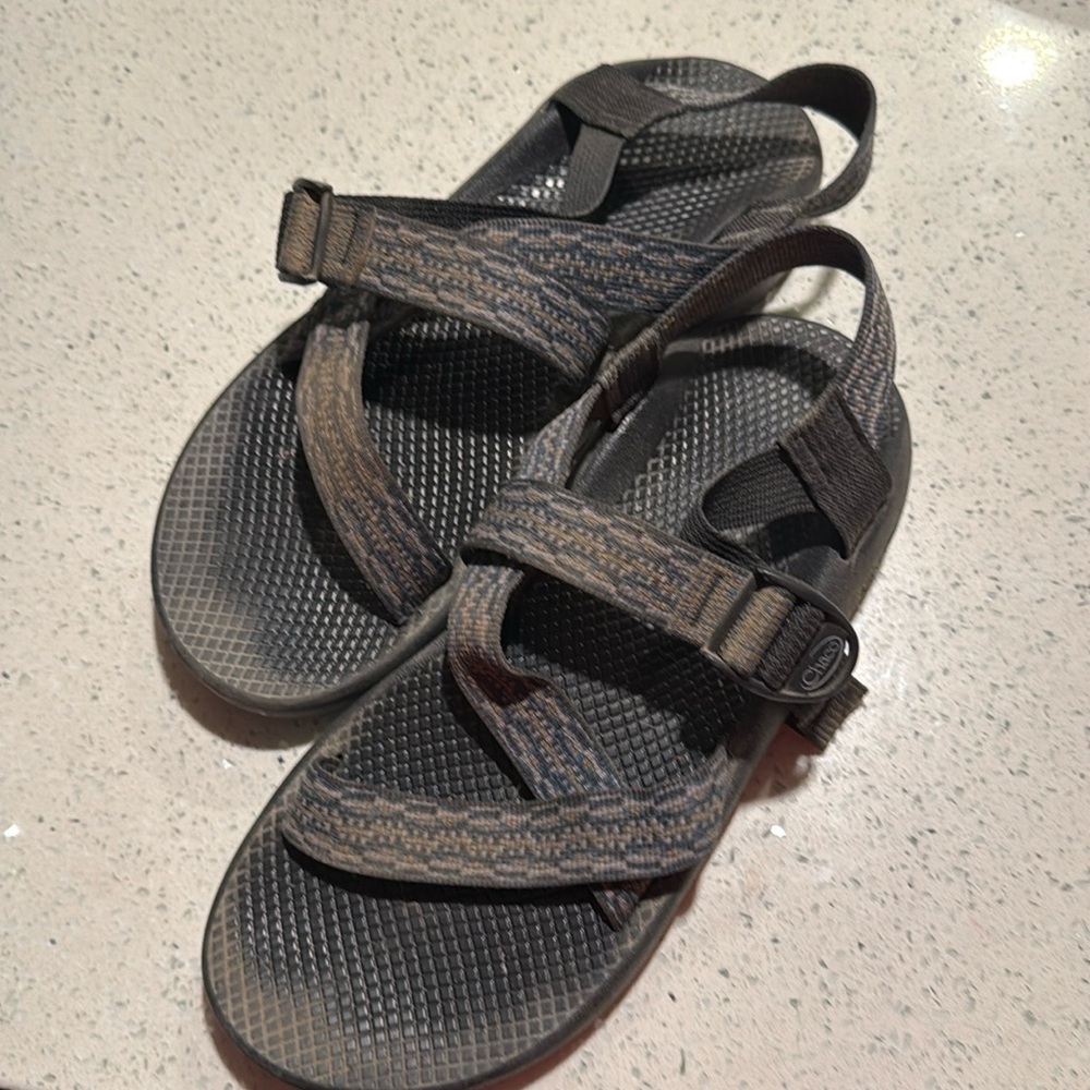 Chacos men’s size 10